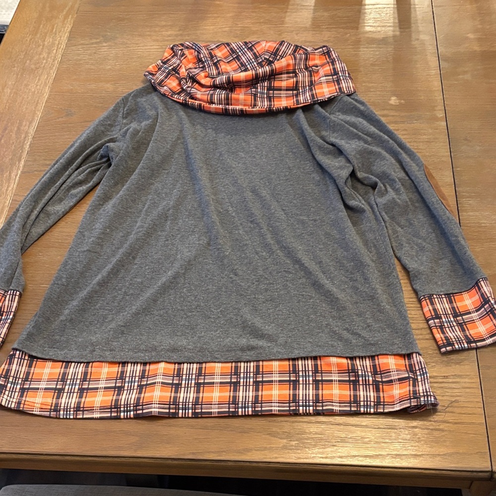Chic Gray Sweater with Orange Plaid Details